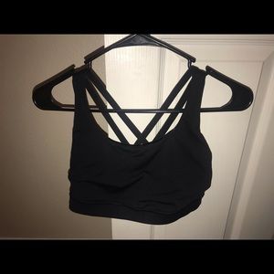 Black lululemon energy bra